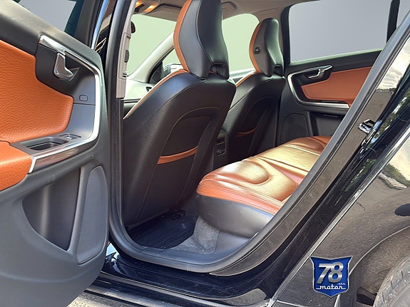 Volvo V60 12 of 14