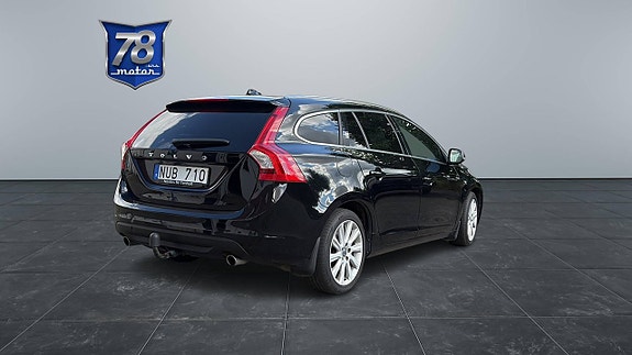 Volvo V60 4 of 14