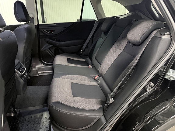 Subaru Outback 30 of 30