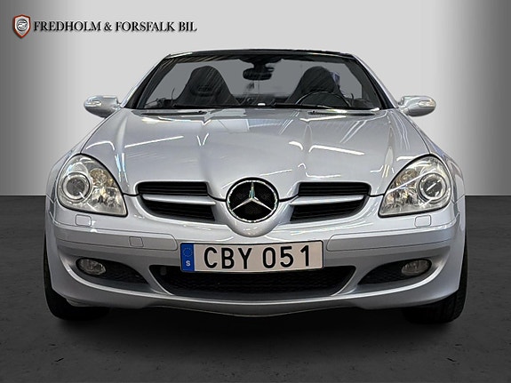 Mercedes-Benz SLK200 7 of 27