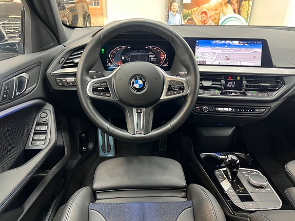 BMW 118i 16 of 30