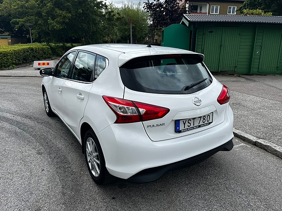 Nissan Pulsar 4 of 7