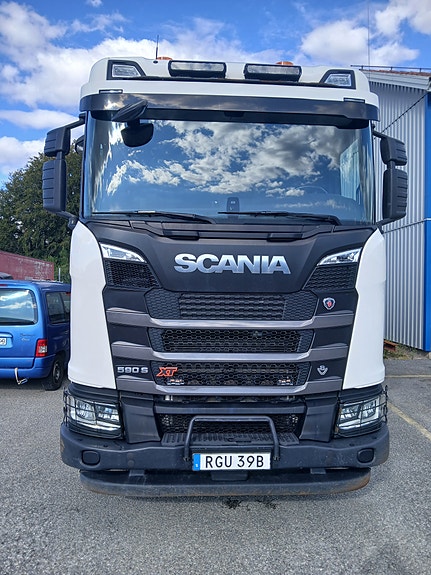 Scania S 590 2 of 6