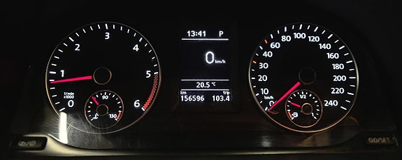 Volkswagen Caddy Maxi 26 of 26