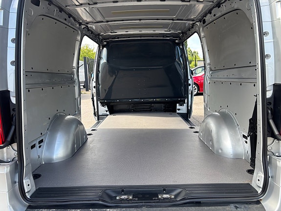 Mercedes-Benz Vito 119 12 of 17