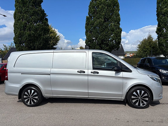Mercedes-Benz Vito 119 9 of 17