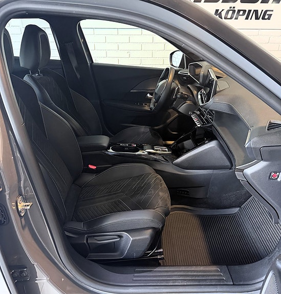 Peugeot 2008 9 of 14