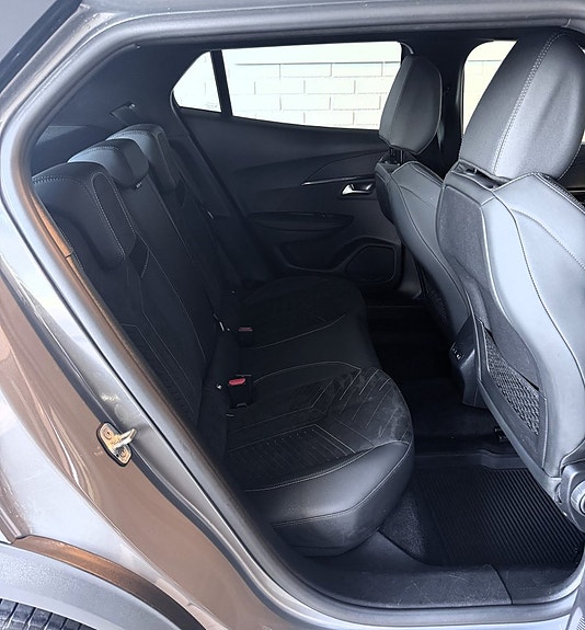 Peugeot 2008 10 of 14