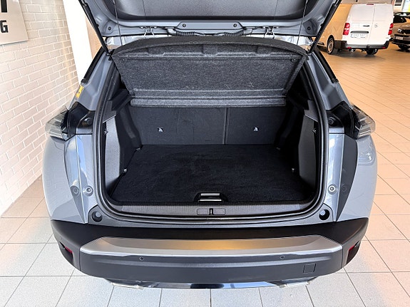 Peugeot 2008 5 of 14
