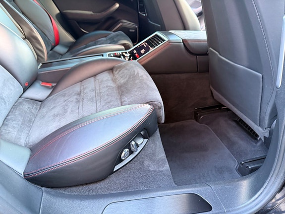 Porsche Panamera GTS 15 of 19