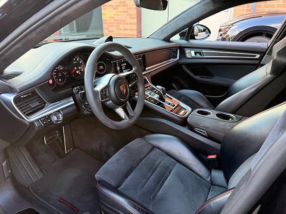 Porsche Panamera GTS 10 of 19