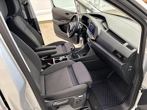 Volkswagen Caddy 21 of 22