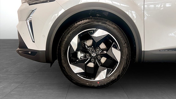 Renault Captur 9 of 12