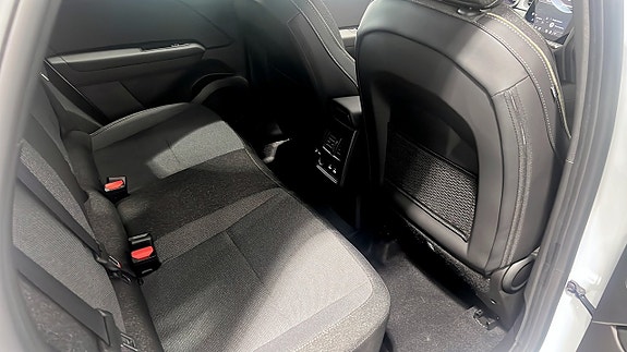 Renault Captur 5 of 12