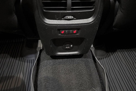 Ford Kuga 18 of 18