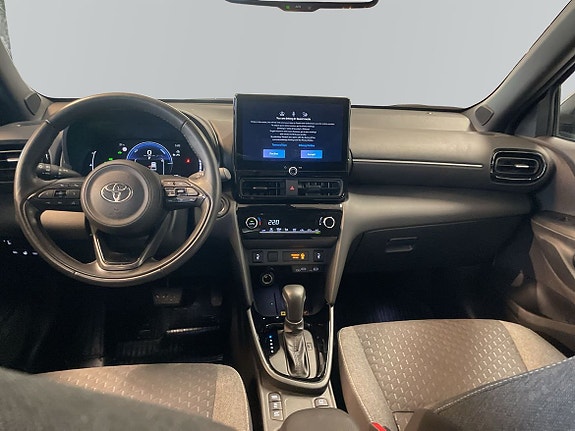 Toyota Yaris Cross 8 of 15
