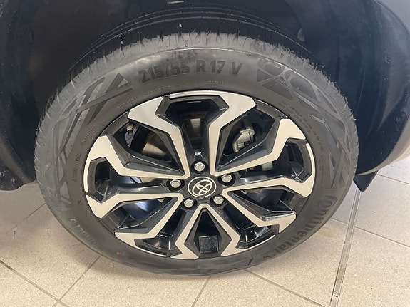 Toyota Yaris Cross 11 of 15