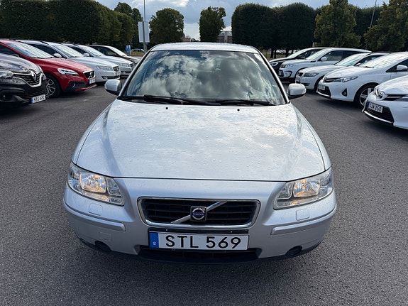 Volvo S60 9 of 18