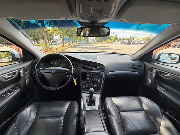 Volvo S60 14 of 18