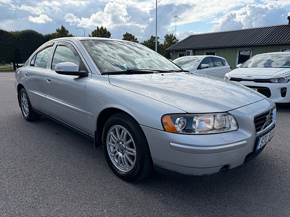 Volvo S60 7 of 18