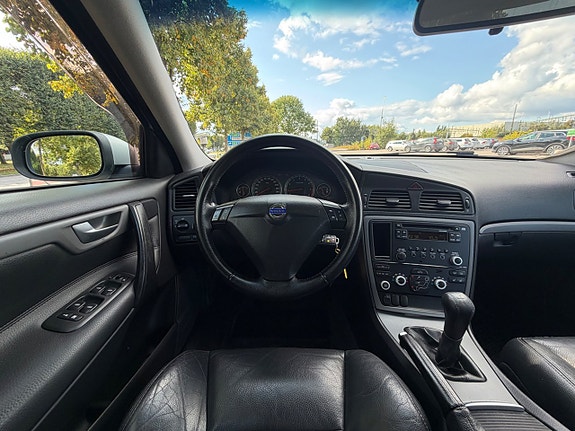 Volvo S60 16 of 18