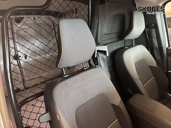 Renault Kangoo 15 of 21