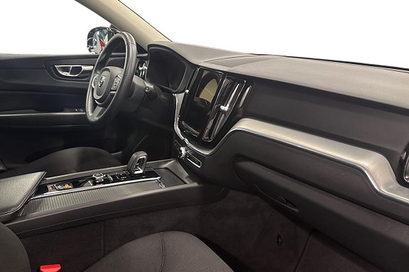 Volvo XC60 10 of 20