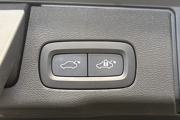 Volvo XC60 17 of 20
