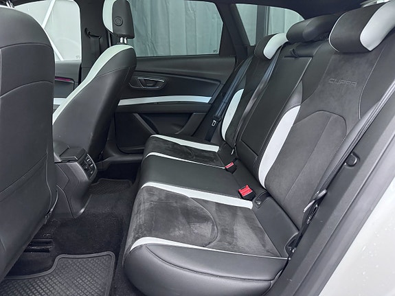 Seat Leon 8 of 21
