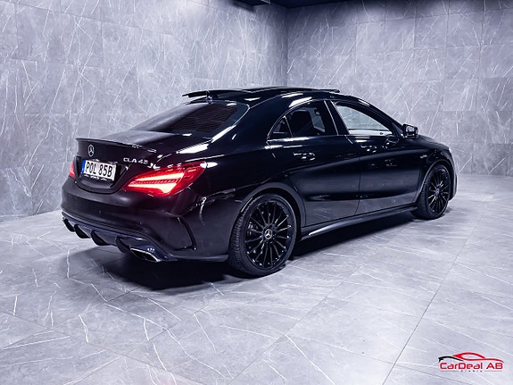 Mercedes-Benz CLA45 7 of 30