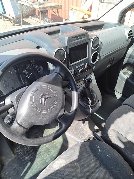 Citroen Berlingo 12 of 24