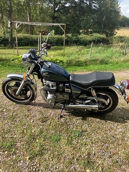 Honda CB 650 C RC05 2 of 4