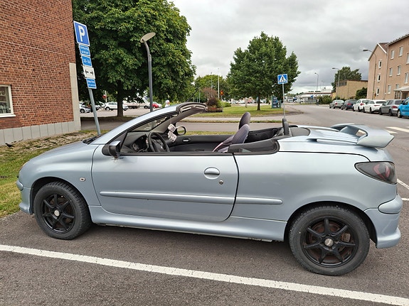 Peugeot 206 CC 9 of 9