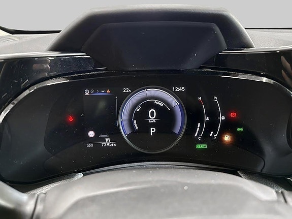 Lexus NX350h 14 of 14