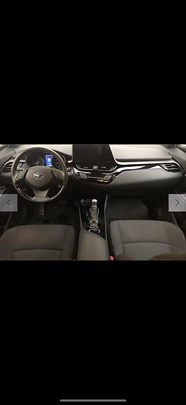 Toyota C-HR 5 of 5