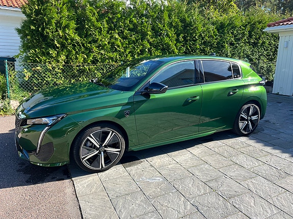 Peugeot 308 4 of 17