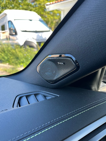Peugeot 308 3 of 17