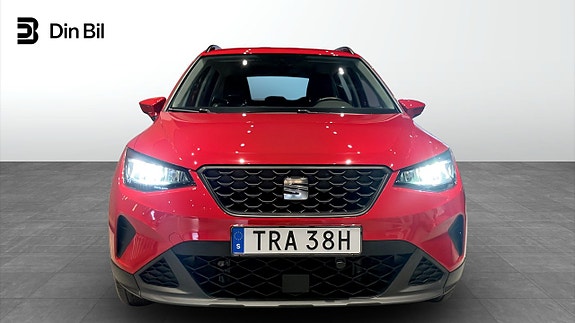 Seat Arona 4 of 12