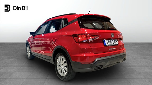 Seat Arona 3 of 12