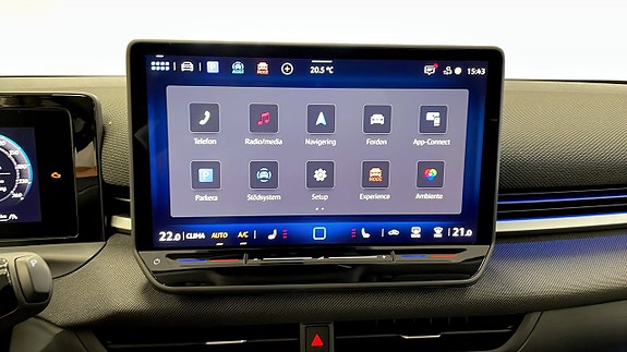 Volkswagen T-Roc 9 of 13
