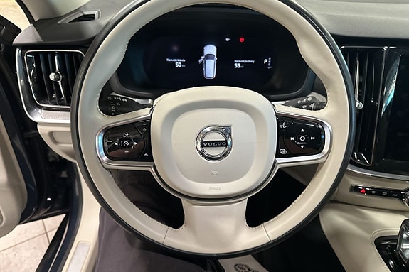 Volvo V60 14 of 22