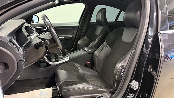 Volvo S60 7 of 9