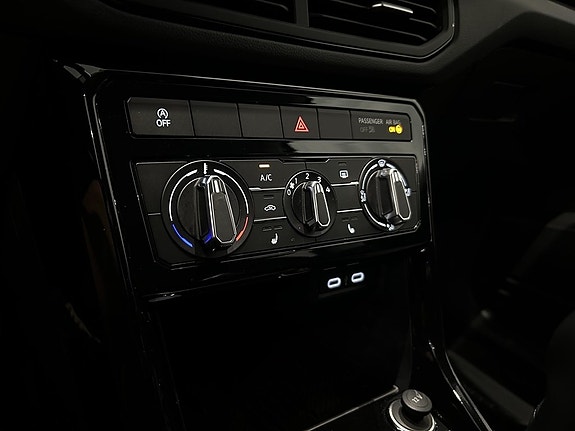 Volkswagen T-Cross 13 of 14
