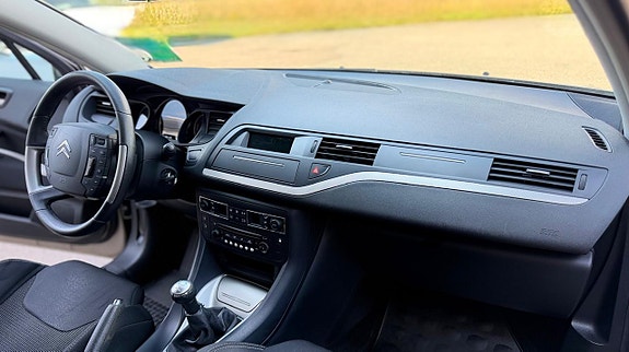Citroen C5 11 of 13