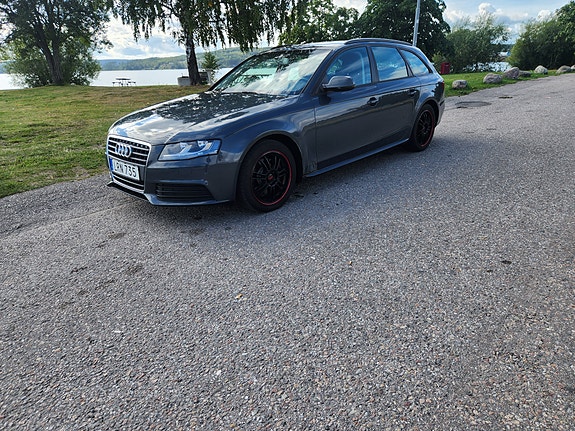 Audi A4 3 of 11