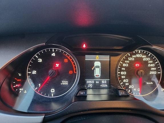 Audi A4 4 of 11