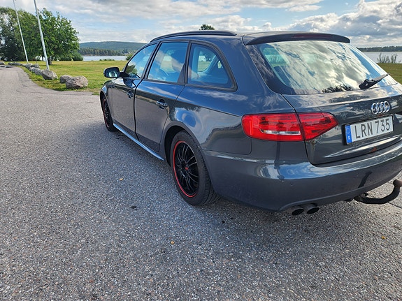 Audi A4 9 of 11
