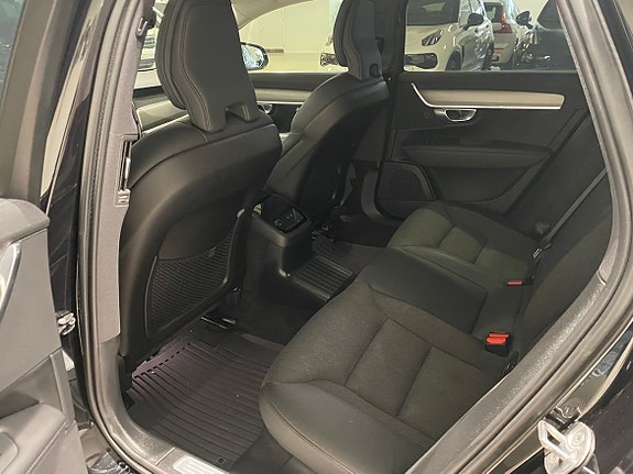 Volvo V90 8 of 10