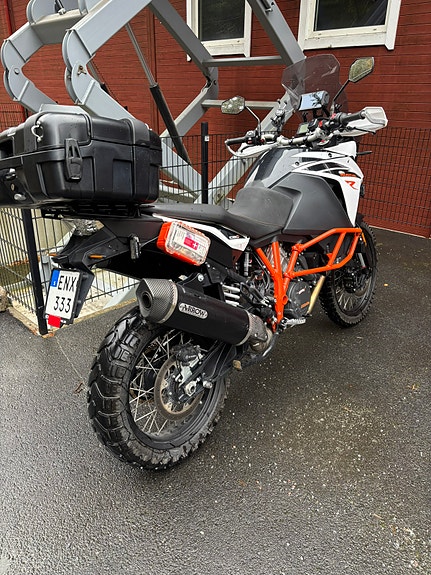 KTM 1090 ADVENTURE R 6 of 9
