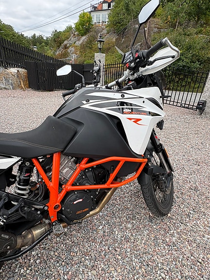KTM 1090 ADVENTURE R 8 of 9